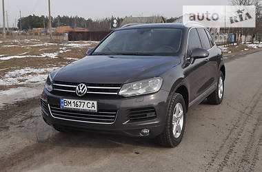 Позашляховик / Кросовер Volkswagen Touareg 2012 в 