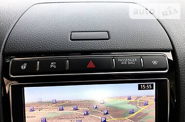 Позашляховик / Кросовер Volkswagen Touareg 2017 в 