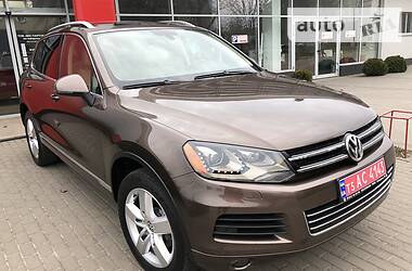 Внедорожник / Кроссовер Volkswagen Touareg 2012 в Ровно