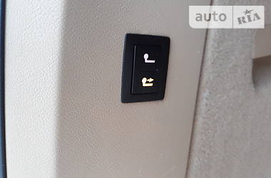 Позашляховик / Кросовер Volkswagen Touareg 2010 в 