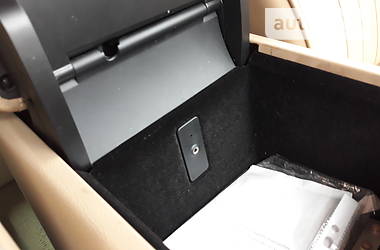 Позашляховик / Кросовер Volkswagen Touareg 2010 в 