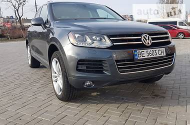 Внедорожник / Кроссовер Volkswagen Touareg 2011 в Николаеве