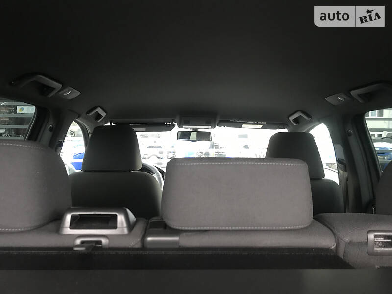 Позашляховик / Кросовер Volkswagen Touareg 2015 в Мукачевому