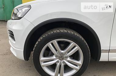 Позашляховик / Кросовер Volkswagen Touareg 2013 в 