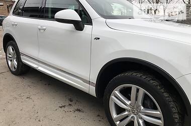 Позашляховик / Кросовер Volkswagen Touareg 2013 в 