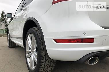 Позашляховик / Кросовер Volkswagen Touareg 2013 в 