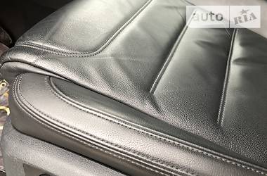 Позашляховик / Кросовер Volkswagen Touareg 2013 в 