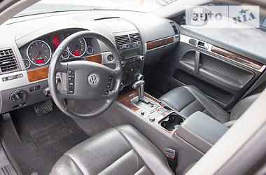 Позашляховик / Кросовер Volkswagen Touareg 2007 в 