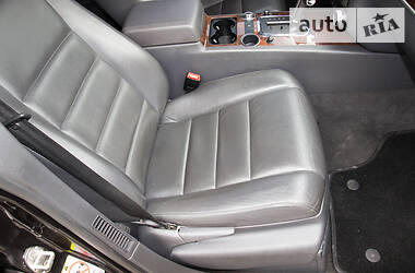 Позашляховик / Кросовер Volkswagen Touareg 2007 в 