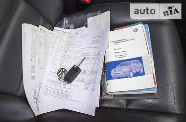 Позашляховик / Кросовер Volkswagen Touareg 2007 в 