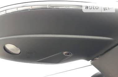 Позашляховик / Кросовер Volkswagen Touareg 2011 в 