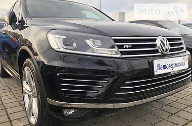 Позашляховик / Кросовер Volkswagen Touareg 2017 в 