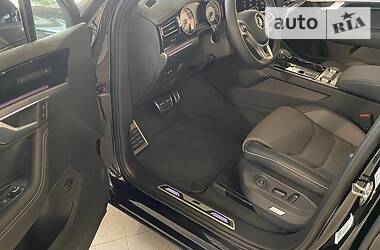 Позашляховик / Кросовер Volkswagen Touareg 2020 в 