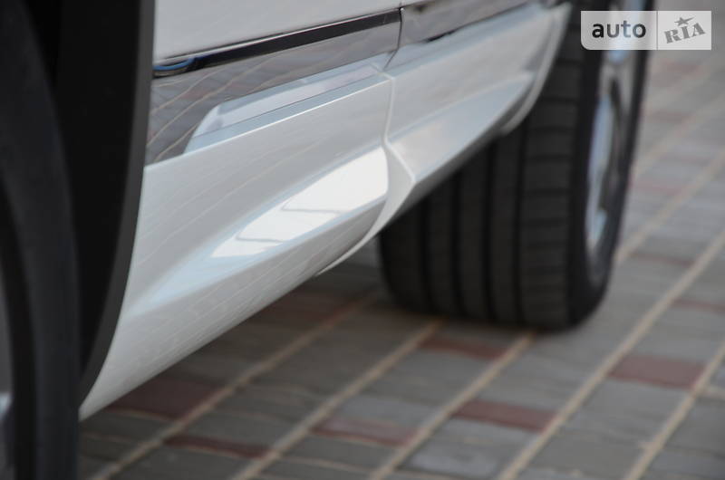 Позашляховик / Кросовер Volkswagen Touareg 2015 в Луцьку