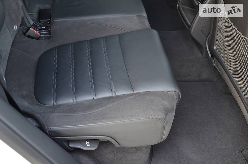 Позашляховик / Кросовер Volkswagen Touareg 2015 в Луцьку