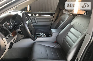 Позашляховик / Кросовер Volkswagen Touareg 2008 в 