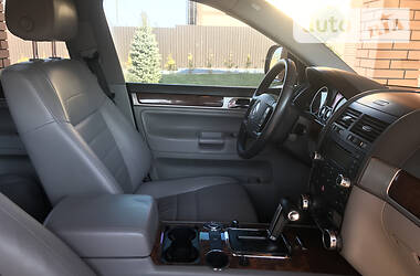Позашляховик / Кросовер Volkswagen Touareg 2008 в 