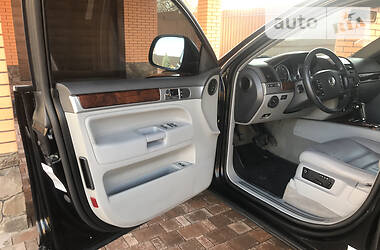 Позашляховик / Кросовер Volkswagen Touareg 2008 в 