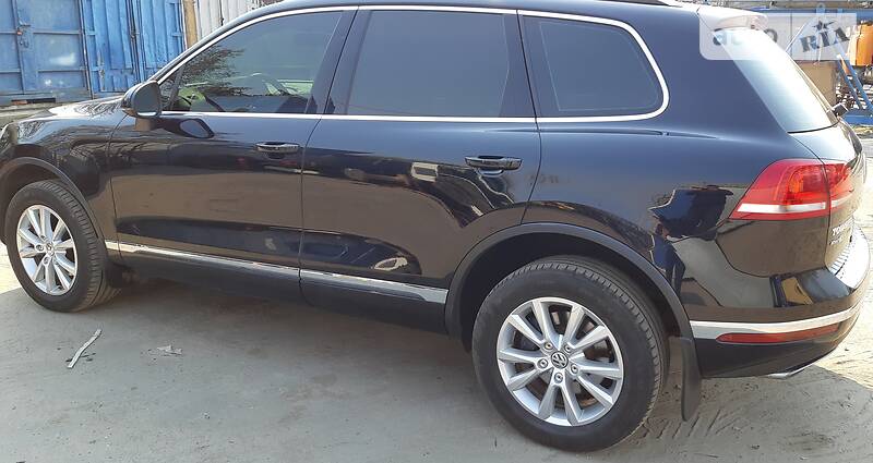 Внедорожник / Кроссовер Volkswagen Touareg 2016 в Киеве фото 3 Внедорожник / Кроссовер Volkswagen Touareg 2016 в Киеве