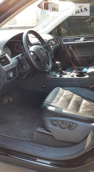 Внедорожник / Кроссовер Volkswagen Touareg 2016 в Киеве фото 15 Внедорожник / Кроссовер Volkswagen Touareg 2016 в Киеве