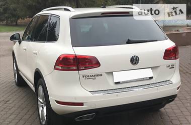 Позашляховик / Кросовер Volkswagen Touareg 2011 в 