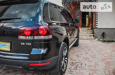 Позашляховик / Кросовер Volkswagen Touareg 2007 в 