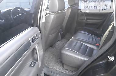 Позашляховик / Кросовер Volkswagen Touareg 2003 в 