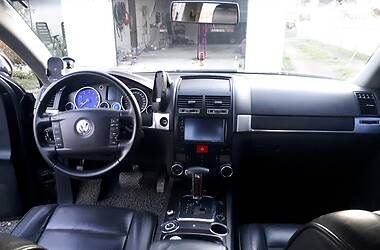 Позашляховик / Кросовер Volkswagen Touareg 2003 в 