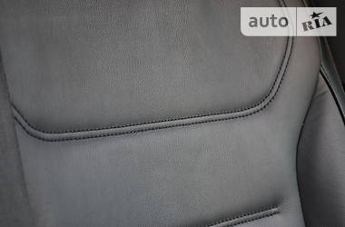 Позашляховик / Кросовер Volkswagen Touareg 2011 в 