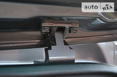 Позашляховик / Кросовер Volkswagen Touareg 2011 в 