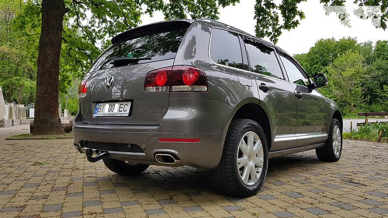 Позашляховик / Кросовер Volkswagen Touareg 2009 в Полтаві