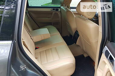 Позашляховик / Кросовер Volkswagen Touareg 2009 в 