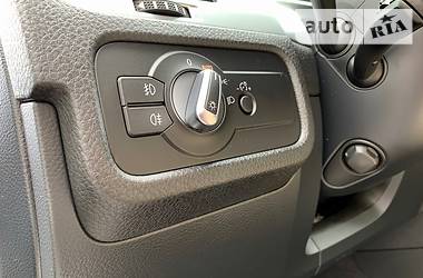 Позашляховик / Кросовер Volkswagen Touareg 2016 в 