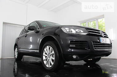 Позашляховик / Кросовер Volkswagen Touareg 2010 в 