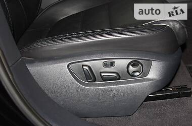 Позашляховик / Кросовер Volkswagen Touareg 2010 в 