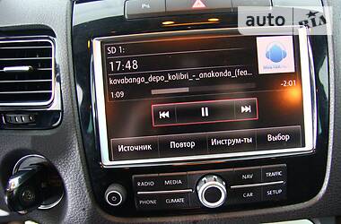 Позашляховик / Кросовер Volkswagen Touareg 2010 в 