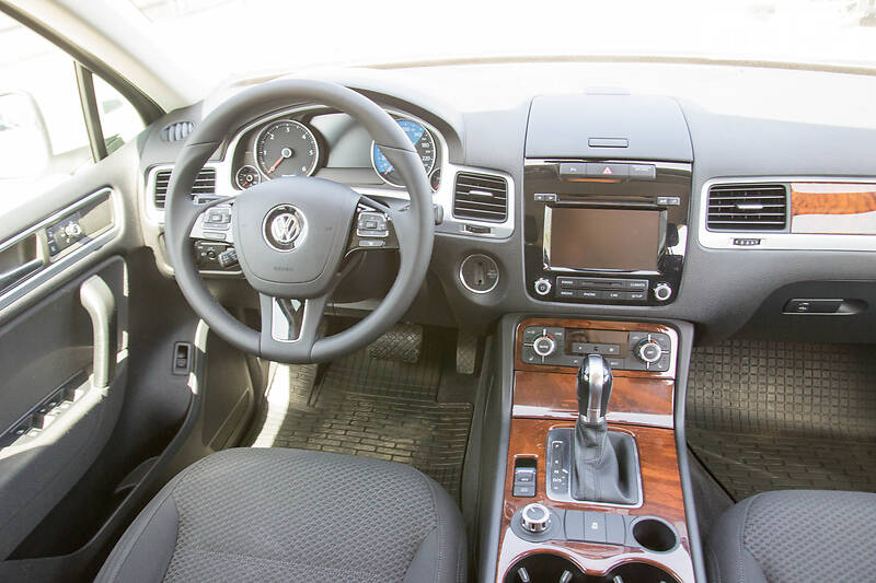 Позашляховик / Кросовер Volkswagen Touareg 2012 в Запоріжжі фото 20 Позашляховик / Кросовер Volkswagen Touareg 2012 в Запоріжжі