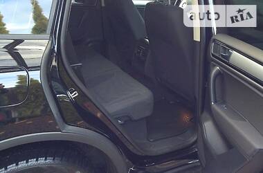 Позашляховик / Кросовер Volkswagen Touareg 2016 в 