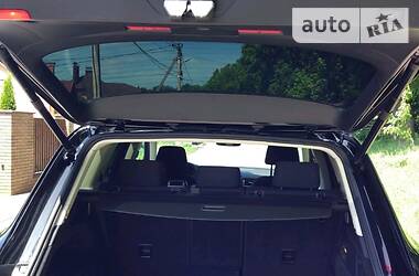 Позашляховик / Кросовер Volkswagen Touareg 2016 в 