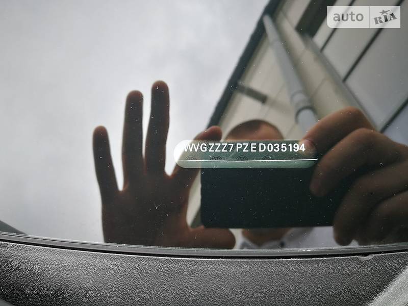 Позашляховик / Кросовер Volkswagen Touareg 2014 в Хмельницькому