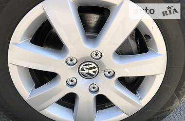 Внедорожник / Кроссовер Volkswagen Touareg 2013 в Тернополе