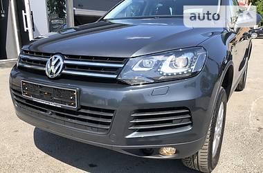 Внедорожник / Кроссовер Volkswagen Touareg 2013 в Тернополе