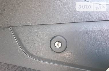 Позашляховик / Кросовер Volkswagen Touareg 2012 в 