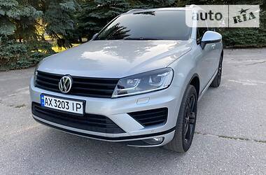 Универсал Volkswagen Touareg 2016 в 