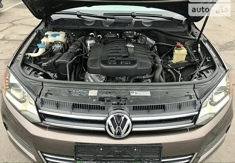 Внедорожник / Кроссовер Volkswagen Touareg 2011 в Киеве фото 9 Внедорожник / Кроссовер Volkswagen Touareg 2011 в Киеве