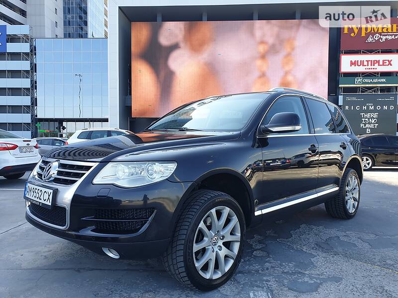 Позашляховик / Кросовер Volkswagen Touareg 2007 в Києві