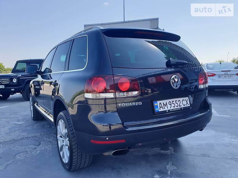 Позашляховик / Кросовер Volkswagen Touareg 2007 в Києві