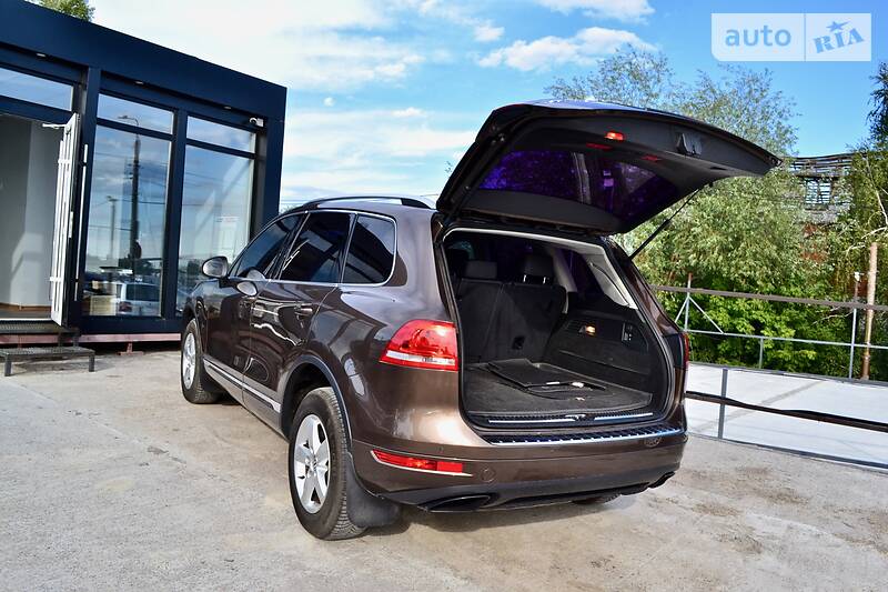 Позашляховик / Кросовер Volkswagen Touareg 2012 в Києві фото 27 Позашляховик / Кросовер Volkswagen Touareg 2012 в Києві