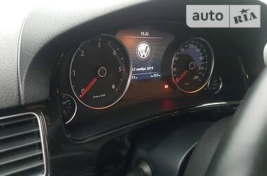 Внедорожник / Кроссовер Volkswagen Touareg 2012 в Краматорске