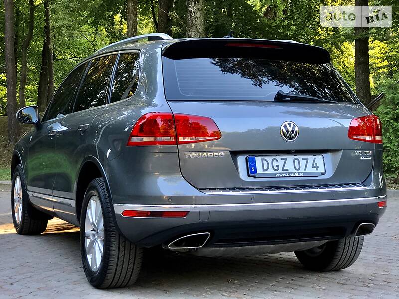 Позашляховик / Кросовер Volkswagen Touareg 2015 в Дрогобичі